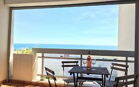 Exceptionnel ! Appartement vue imprenable sur mer.